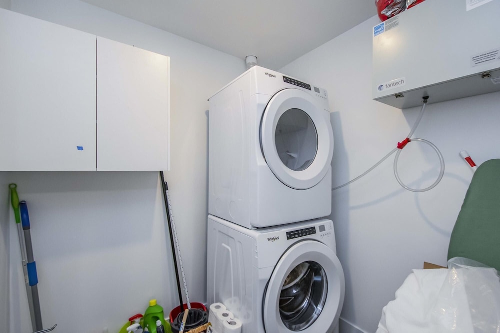 Luxurious 3 Bedroom Brand NEW Town House, 사진 31