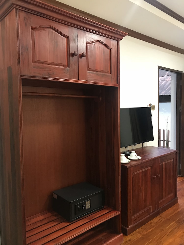 Deluxe Twin Room - Photo 24