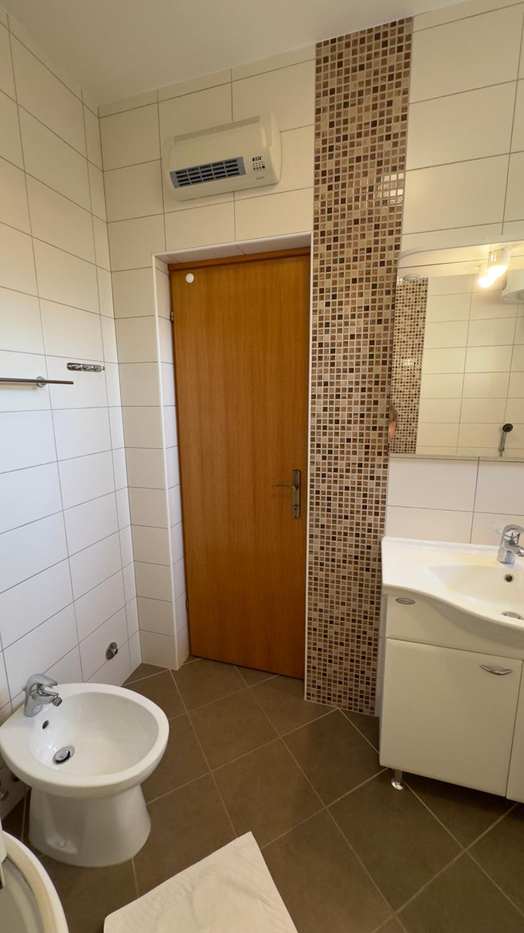 Two-Bedroom Apartment - Photo 3