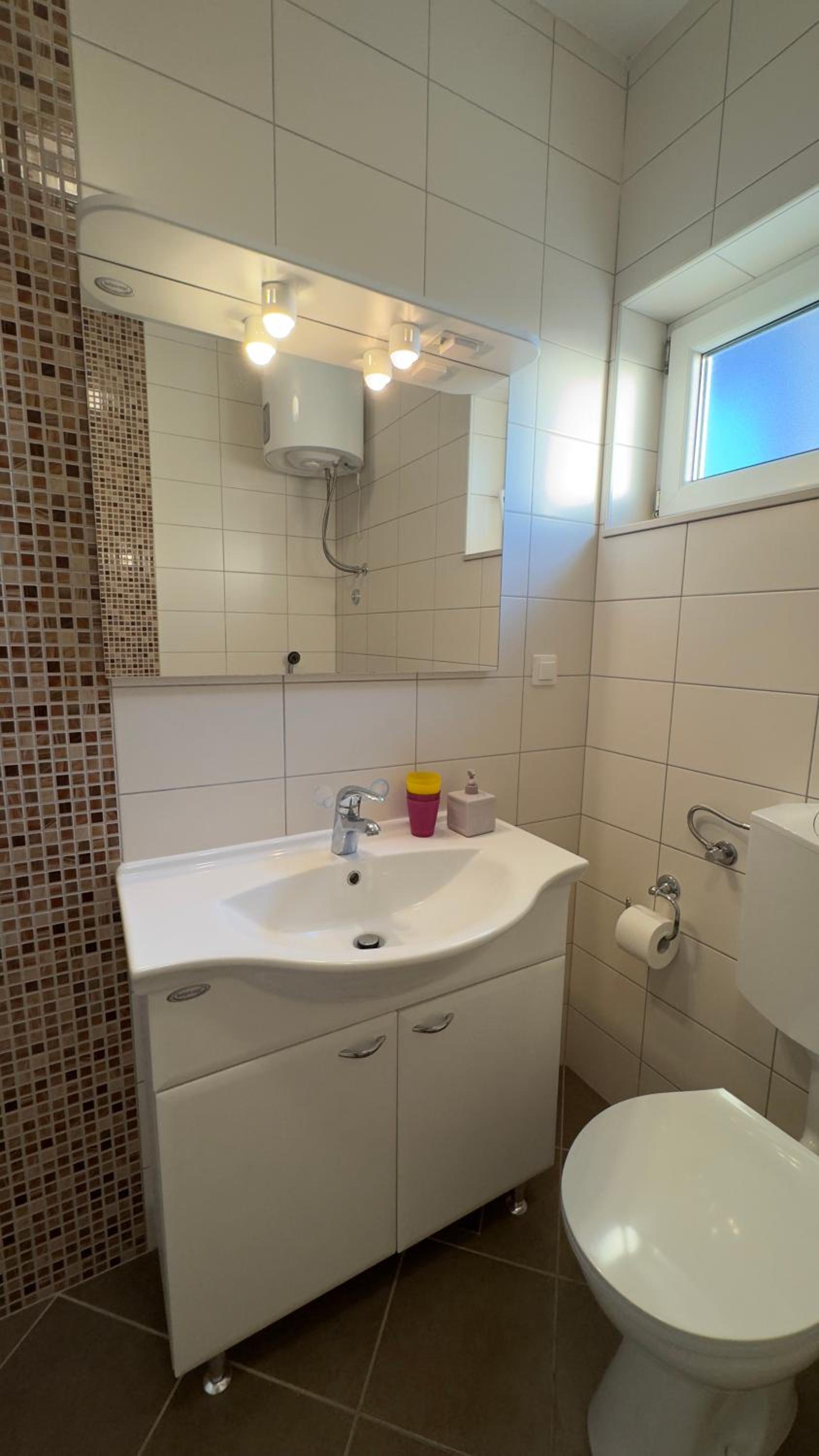 Two-Bedroom Apartment - Photo 4
