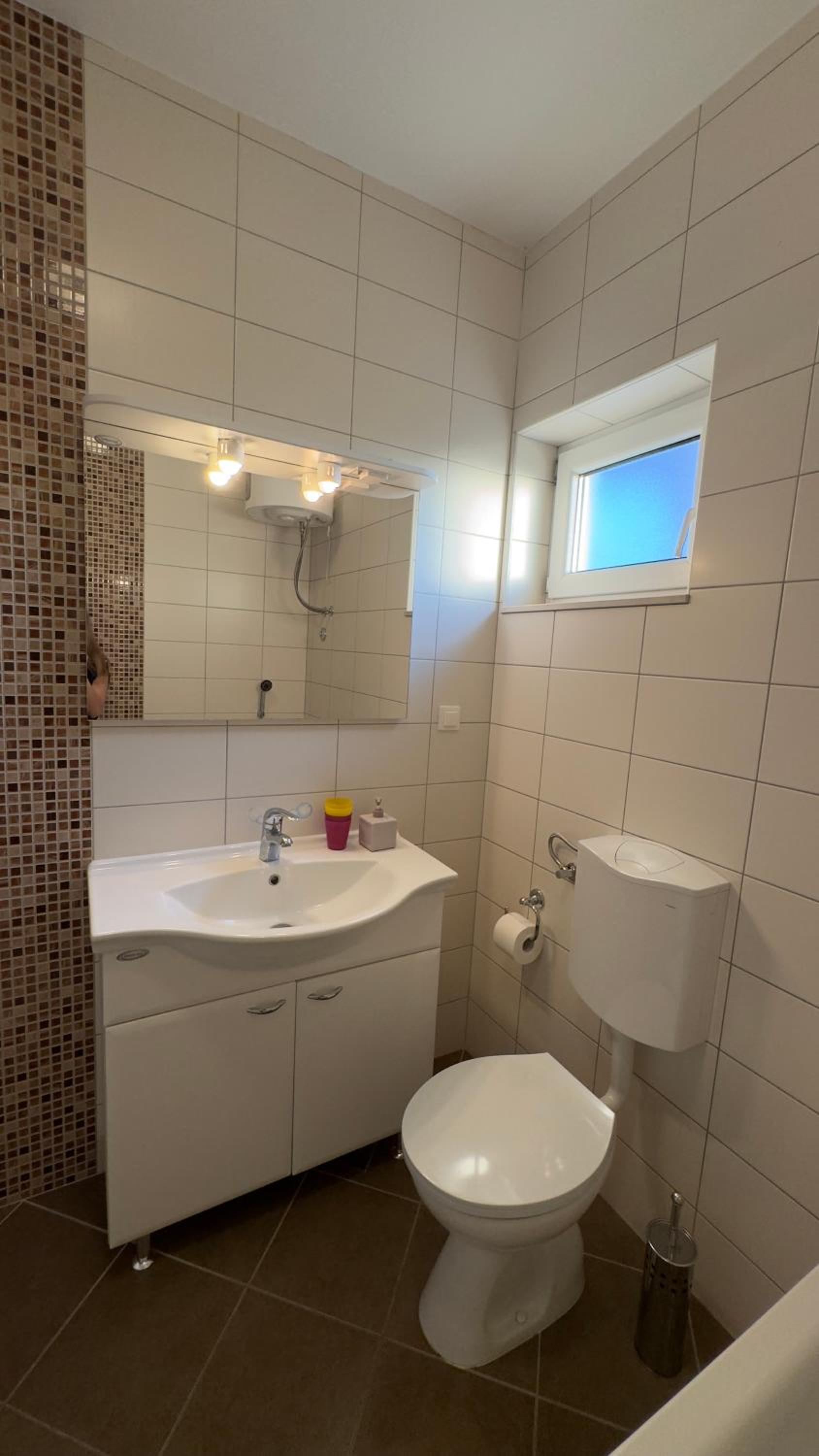 Two-Bedroom Apartment - Photo 33