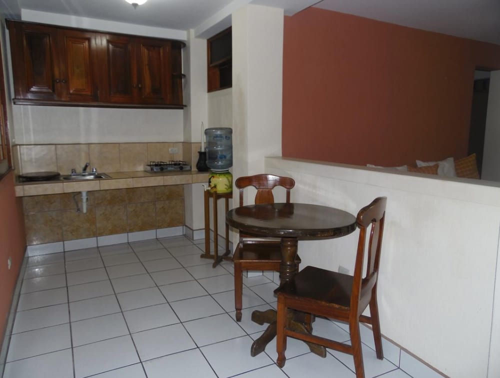 Family Room, Non Smoking