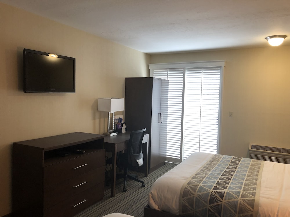 Room, 2 Queen Beds, Non Smoking, Kitchenette photo 3