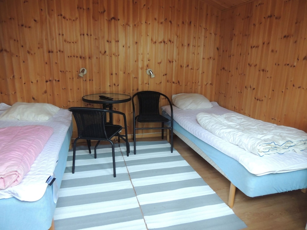 Cabin (2 Beds) photo 3