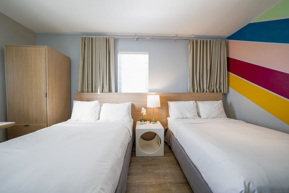 Deluxe Room, 2 Double Beds photo 3