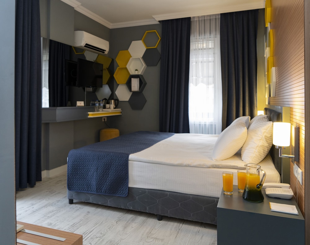 Standard Room, City View