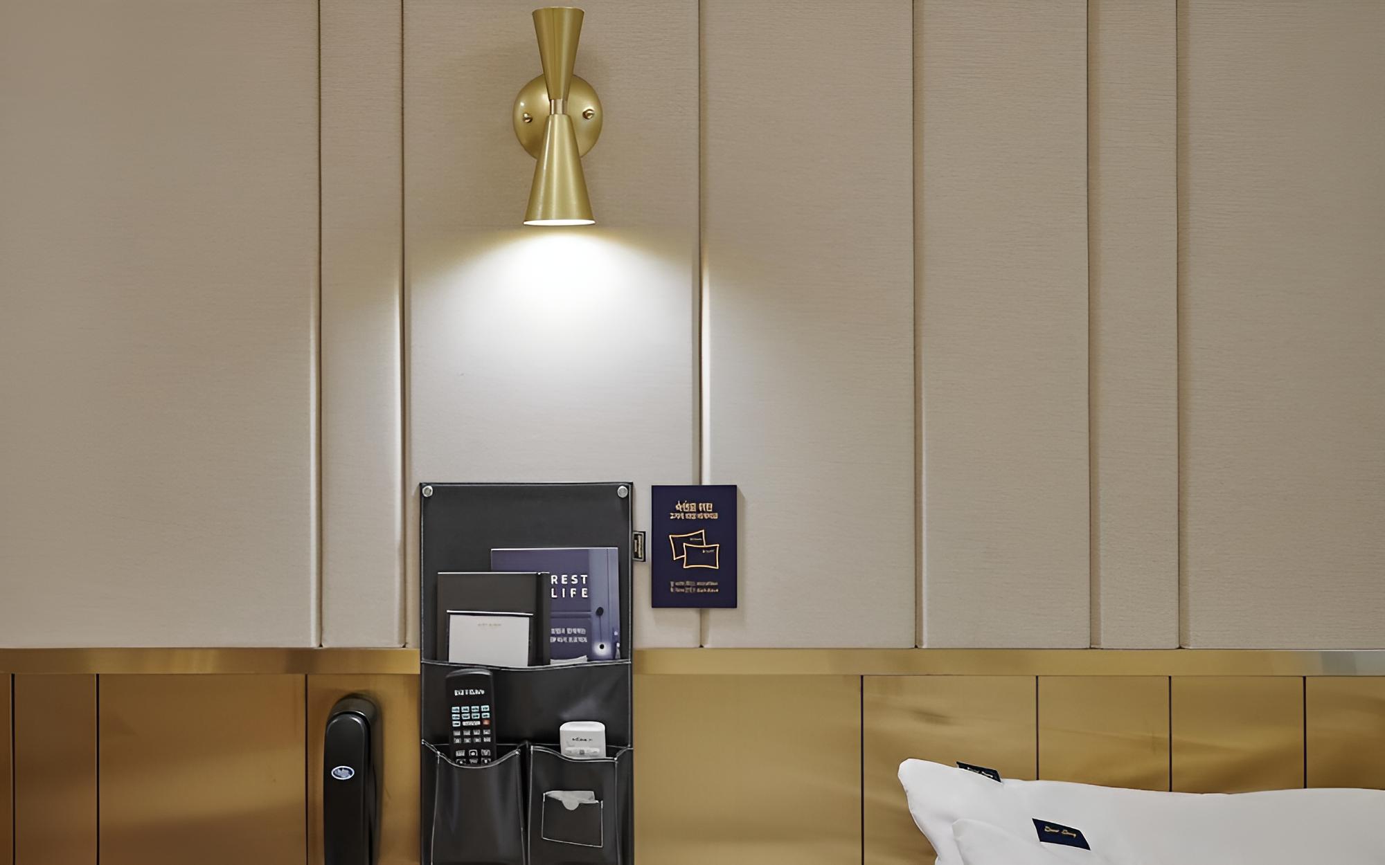 Room (VIP + bath product PKG (king bed) (55) - Photo 1