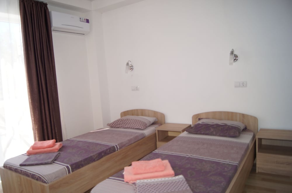 Standard Double Or Twin Room photo 2