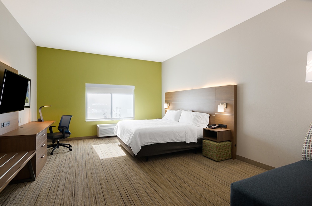 Standard Room, 1 King Bed - Photo 1