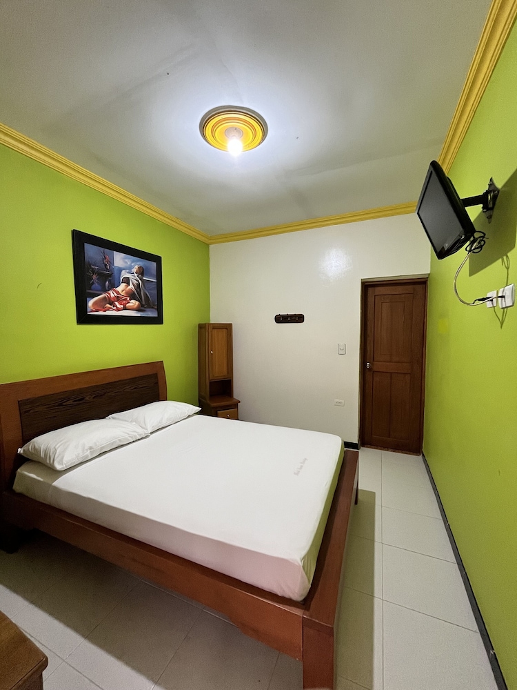 Basic Double Room photo 1