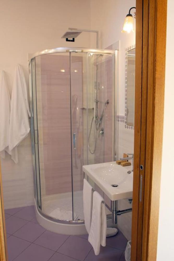 Double Room, 1 Queen Bed (Ponte) photo 2