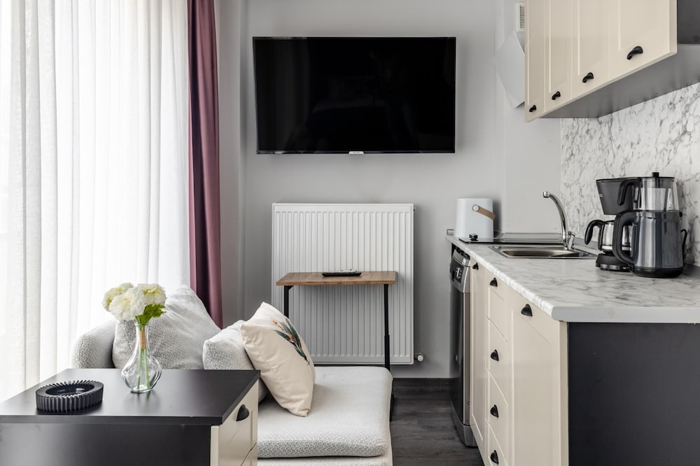 Apartment photo 2