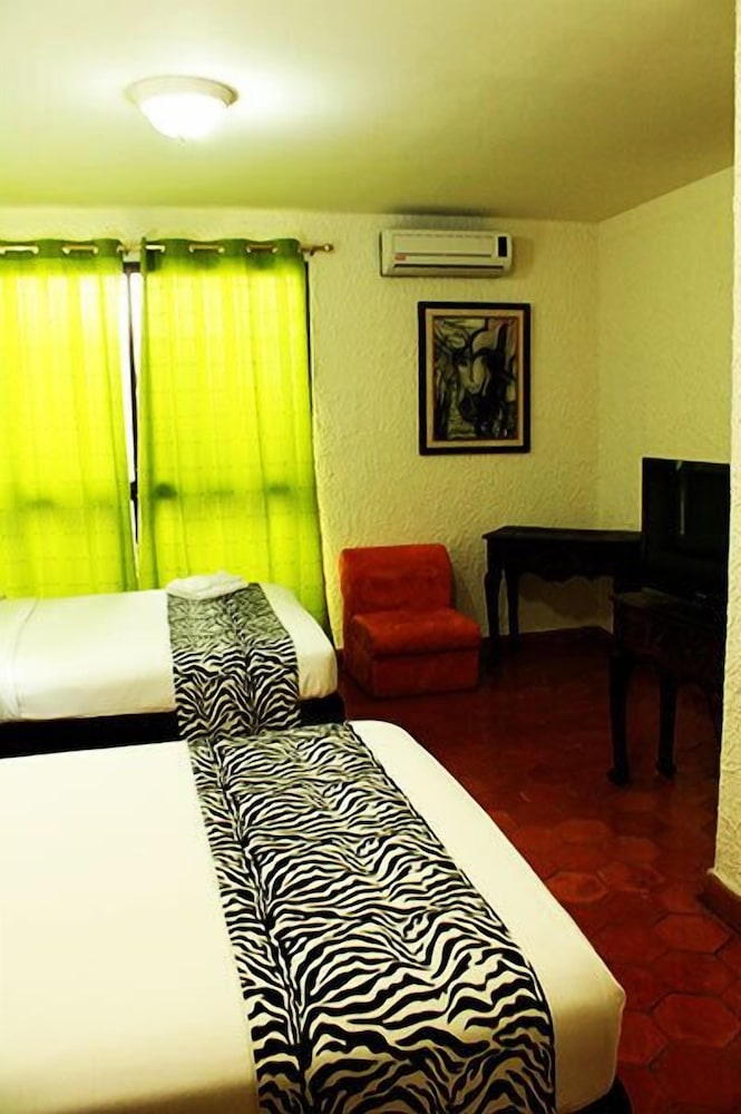 Double Room, 2 Double Beds photo 3