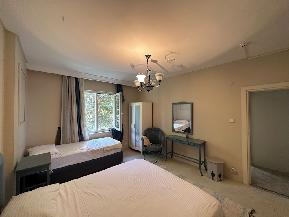Classic Room, Courtyard View photo 1