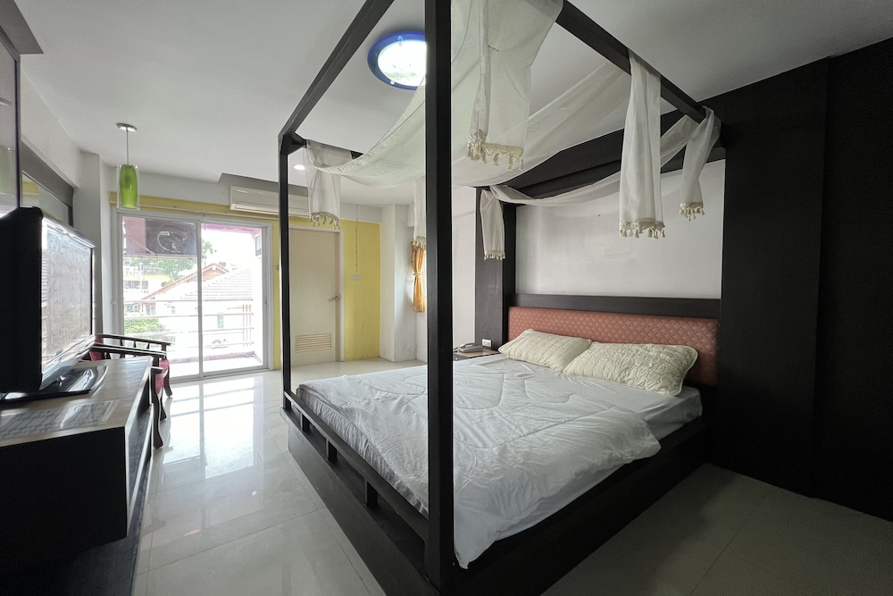 Standard Room photo 2