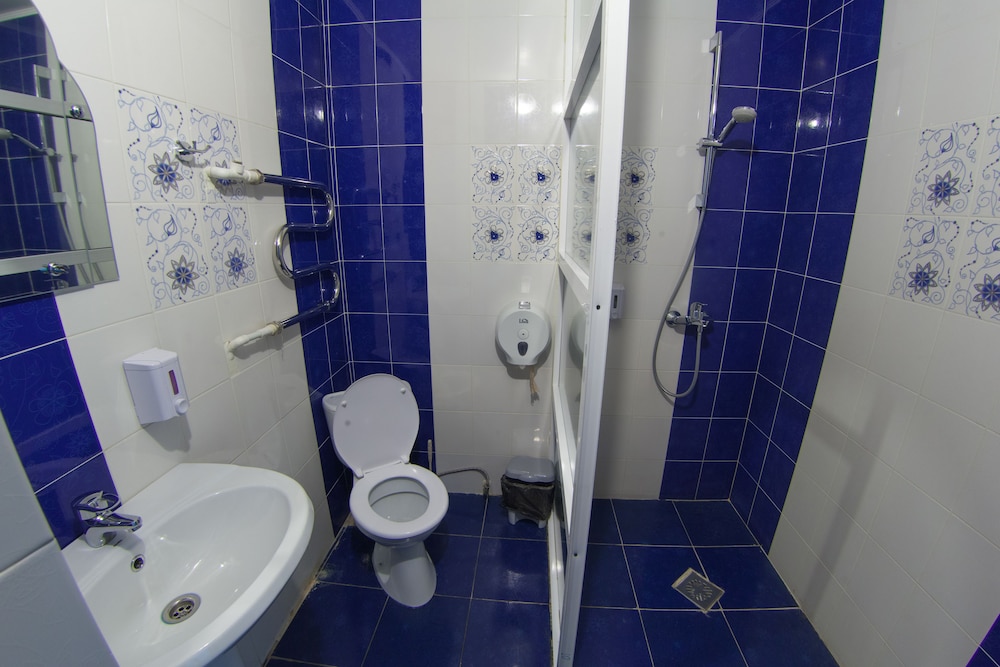 Standard Triple Room photo 3