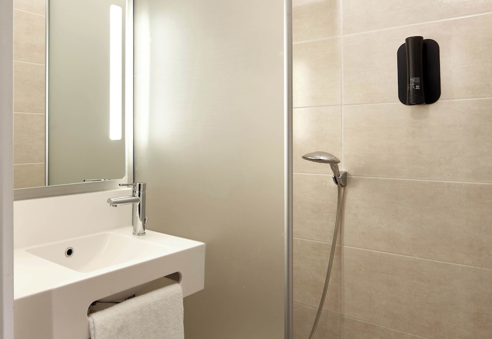 Triple Room - Photo 2