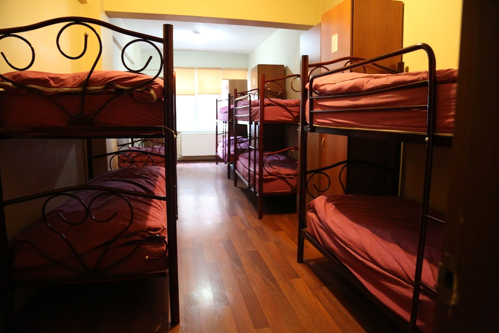 Economy Shared Dormitory, Men only photo 2