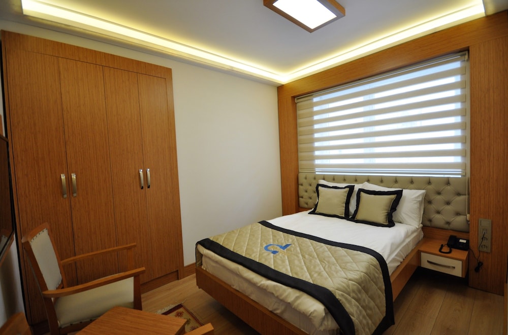 Economy Double Room photo 1