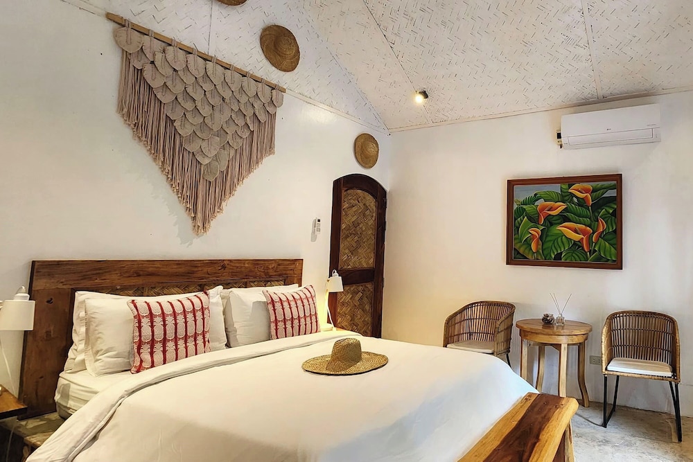 Signature Triple Room photo 2