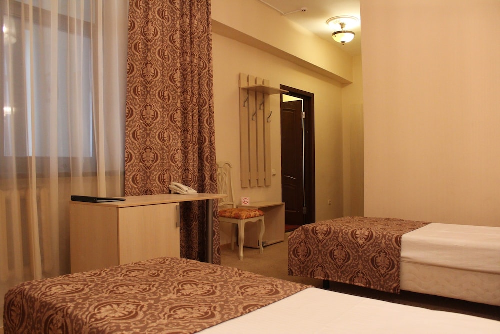 Standard Twin Room photo 2