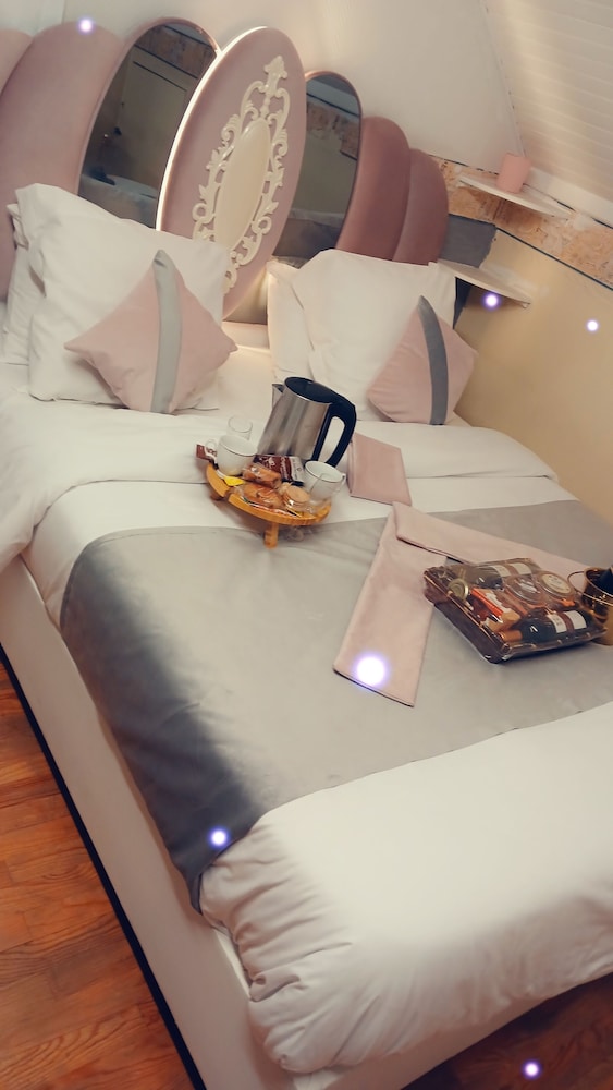 Family Quadruple Room - Photo 6