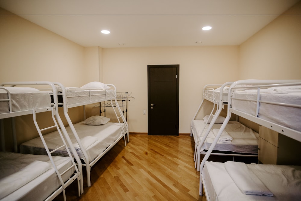 Shared Dormitory, Mixed Dorm (8 people) photo 3