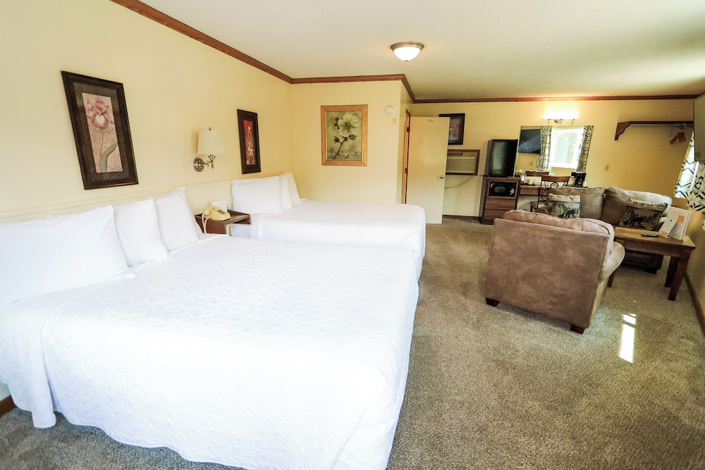 Family Double Room, 2 Queen Beds