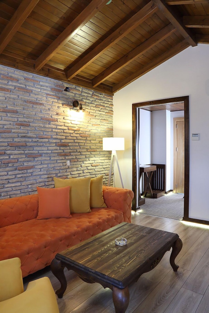 Suite, 1 Bedroom photo 3