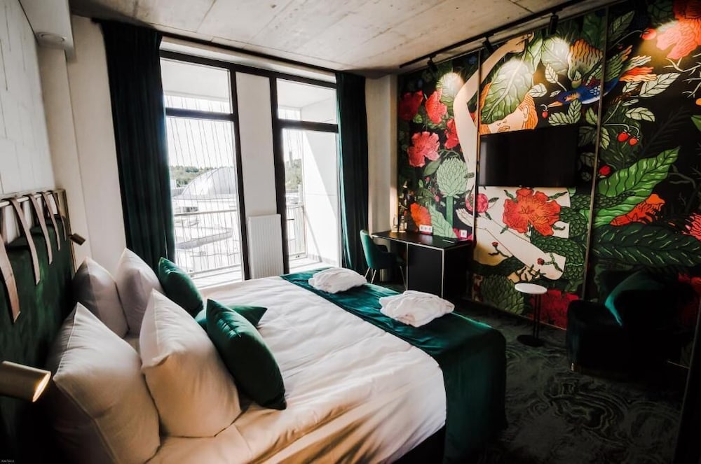 Superior Double or Twin Room, Non Smoking, Balcony - Photo 2