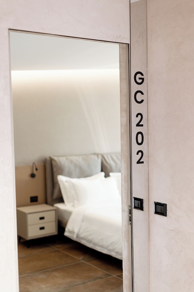 Junior Suite, Bathtub, Sea View photo 1