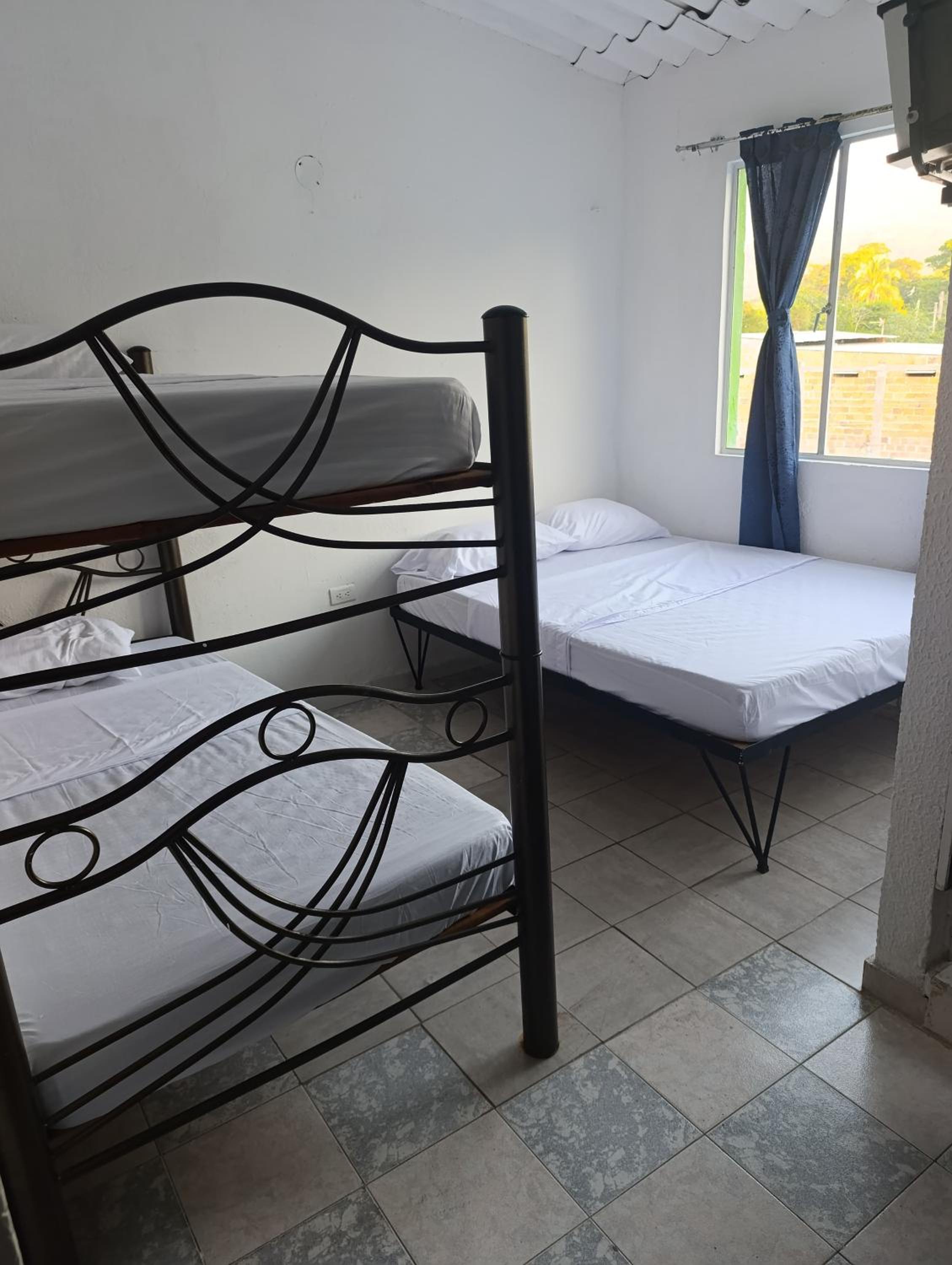 Triple Room with Private Bathroom photo 1