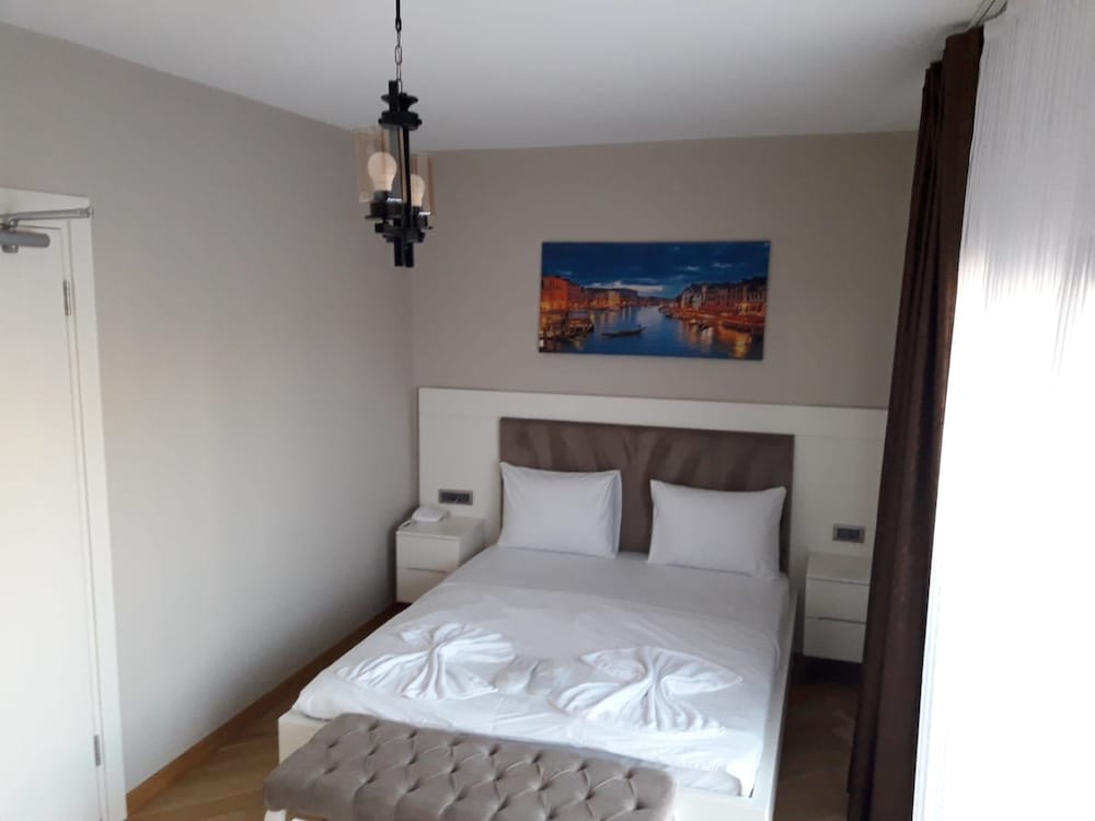 Suite photo 1