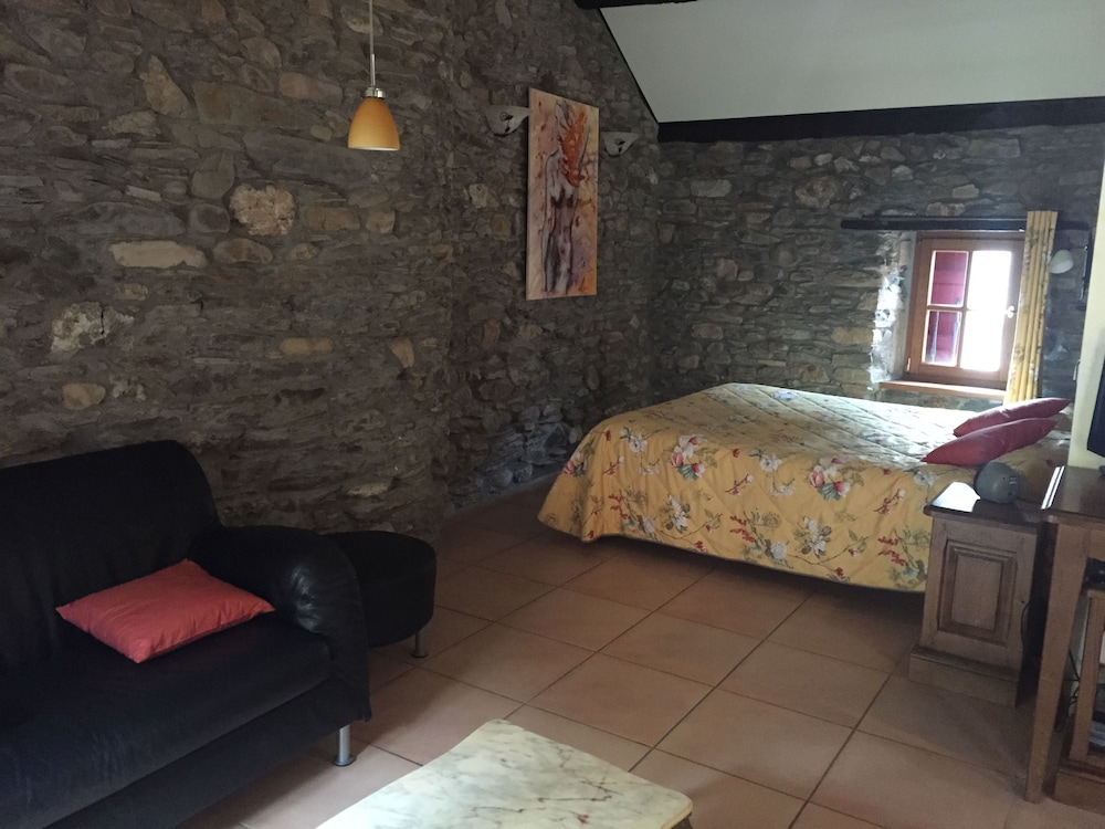 Honeymoon Room photo 2