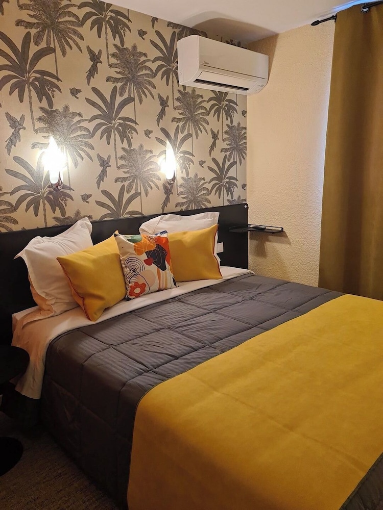 Classic Double Room - Photo 8