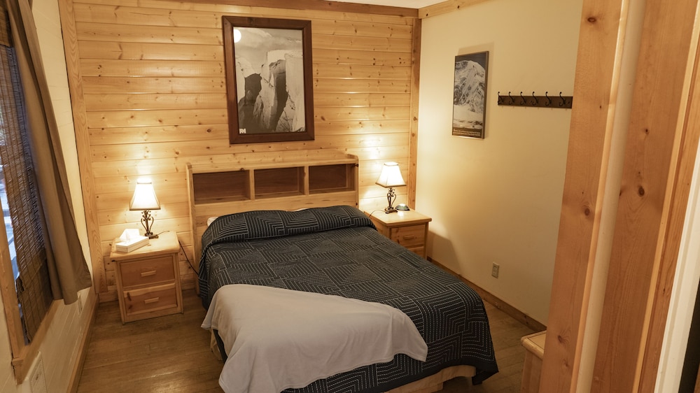 Double Room Single Use, 1 Double Bed (Room 4)
