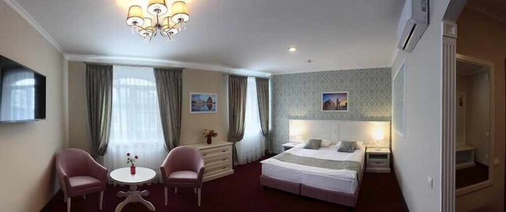 Suite photo 1