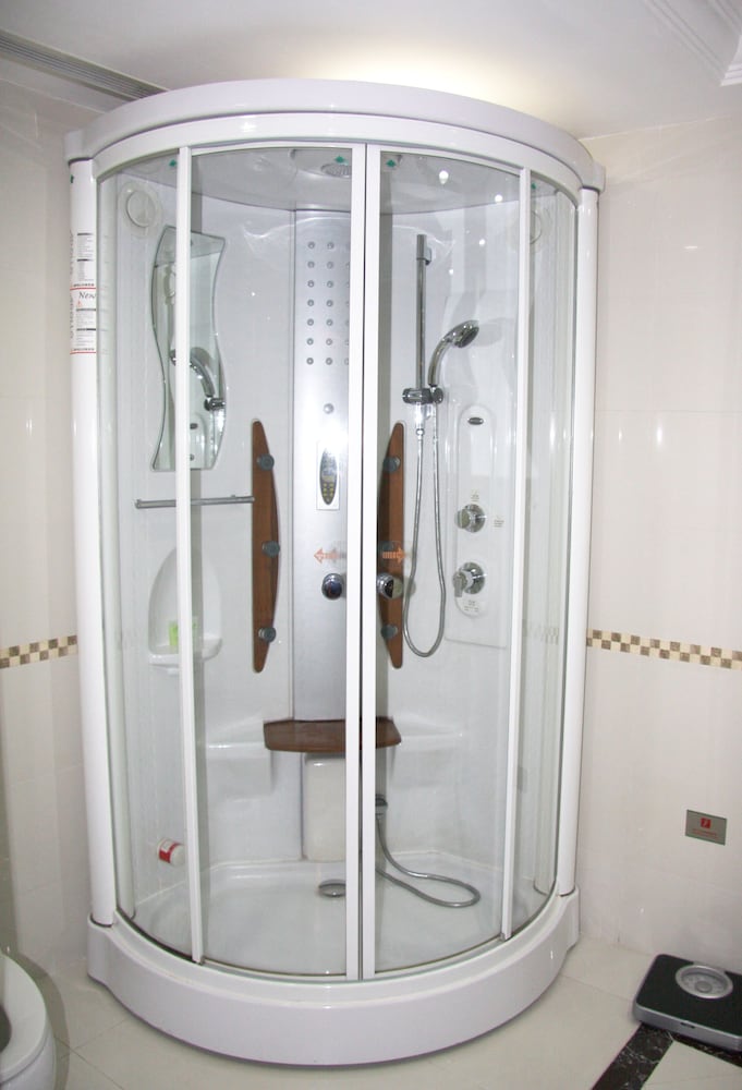 Executive Room - Photo 4