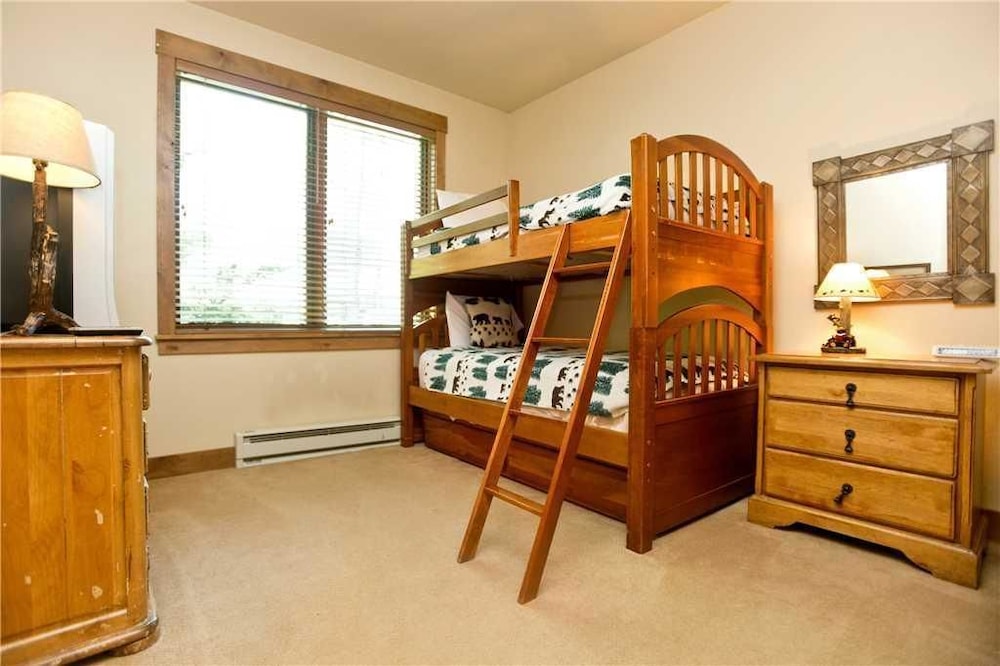 Condo, Multiple Beds (2108 Timberline Lodge, Trappeur's Cro) photo 1