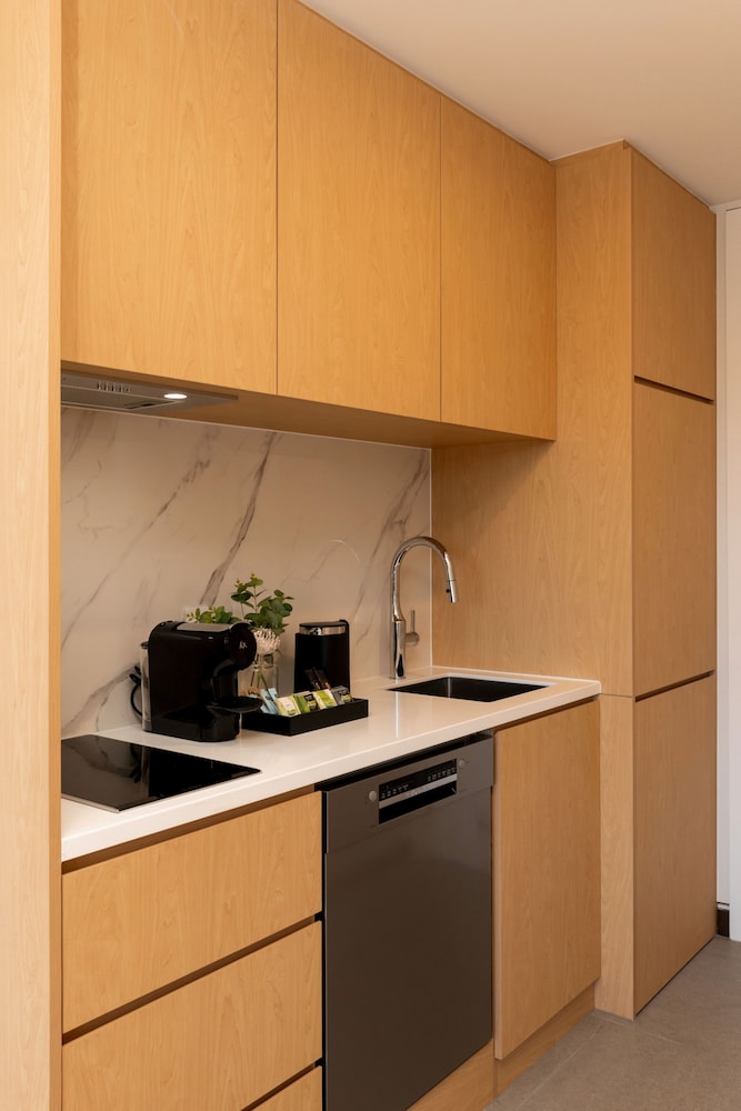 Urban Home thumbnail 5
