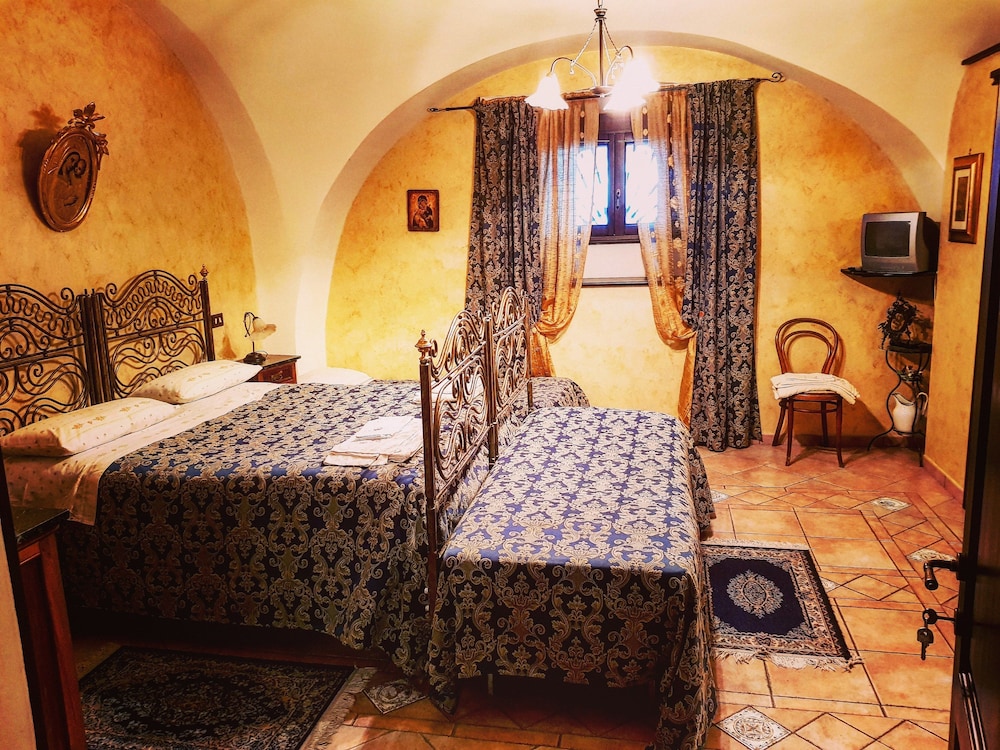 Superior Suite, Ensuite photo 1