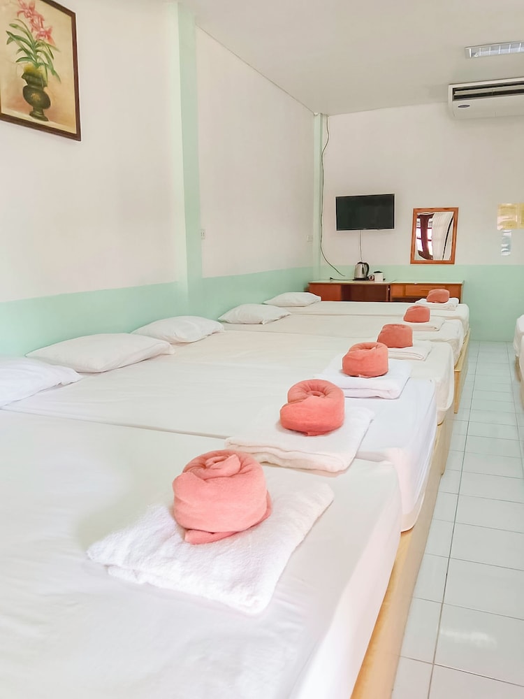 Dormitorio condiviso, dormitorio misto (10-Bed)