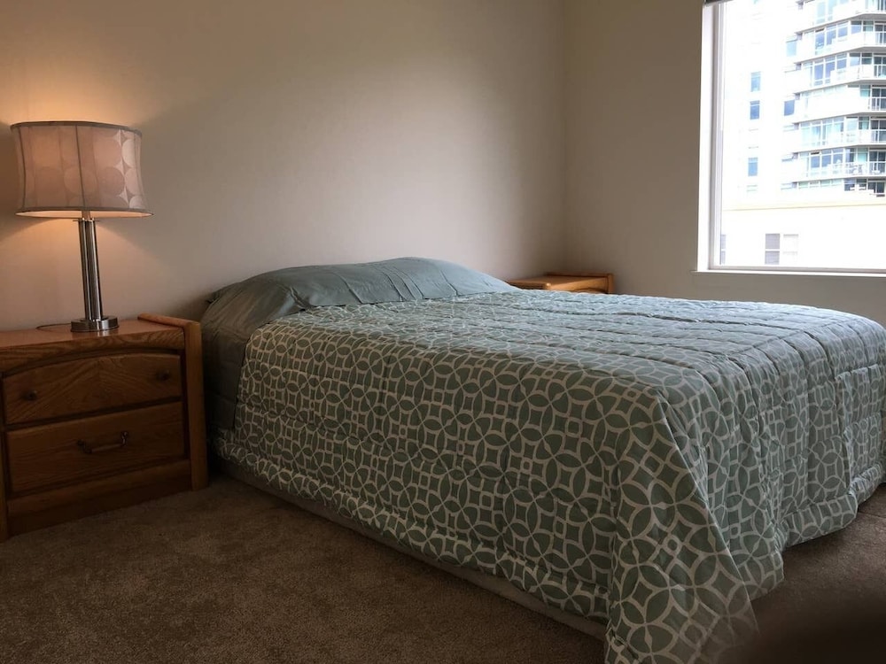 Standard Apartment, 2 Bedrooms, Kitchen, City View photo 2