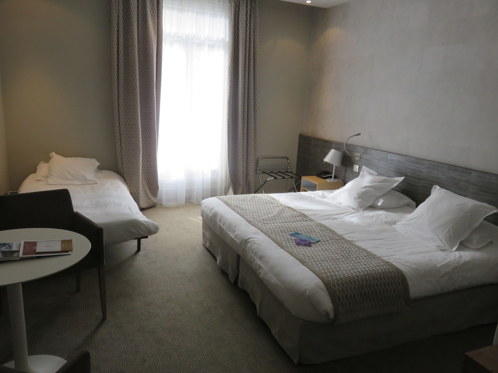 Superior Triple Room photo 2