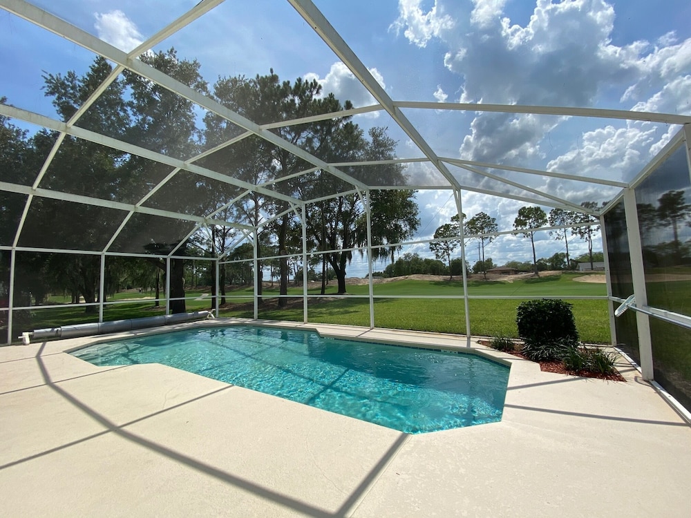 House (4 Bedrooms) photo 1