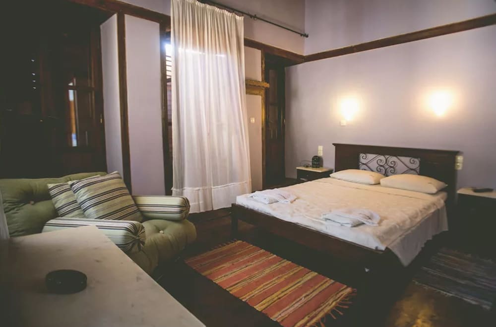 Double or Twin Room photo 3