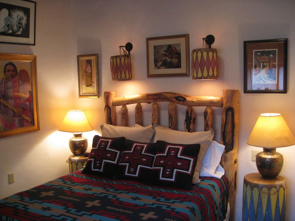 Deluxe Suite, 1 Bedroom, Fireplace