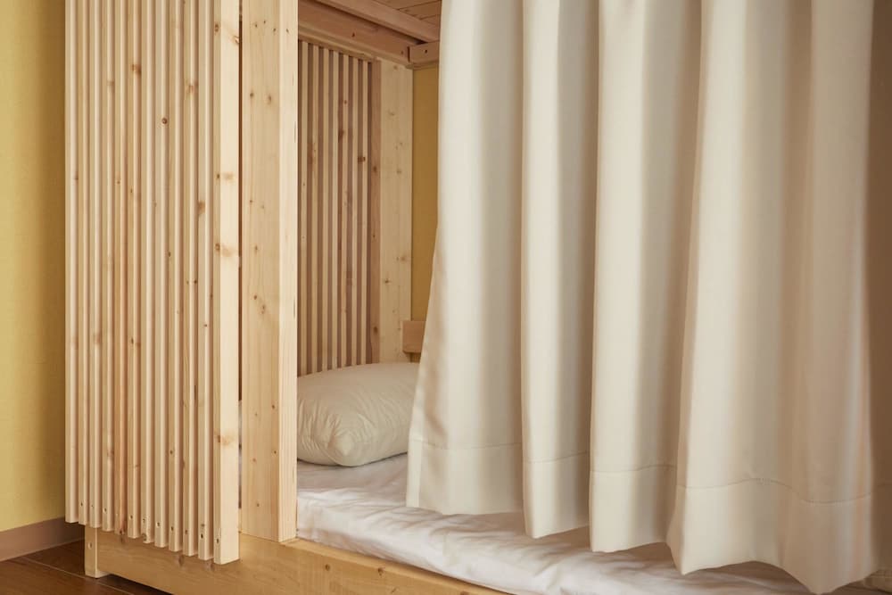 Shared Dormitory, Women only photo 3