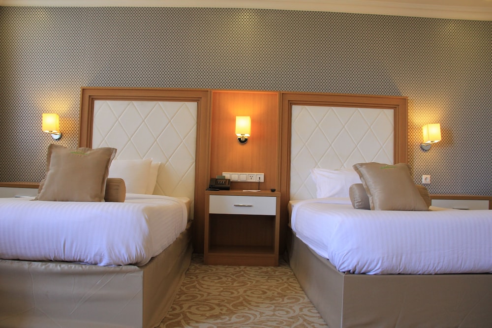 Twin Room, Garden View photo 1