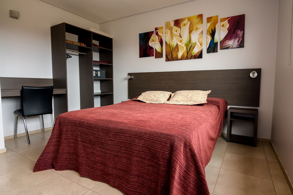 Apartment, 2 Bedrooms, Non Smoking, Lake View photo 1